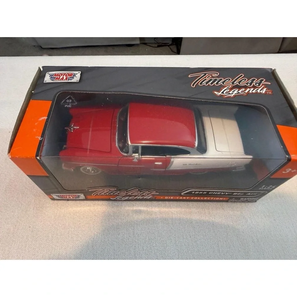 Motor Max 1955 Chevy Bel Air Timeless Legends 1:24 Scale Die-Cast Model